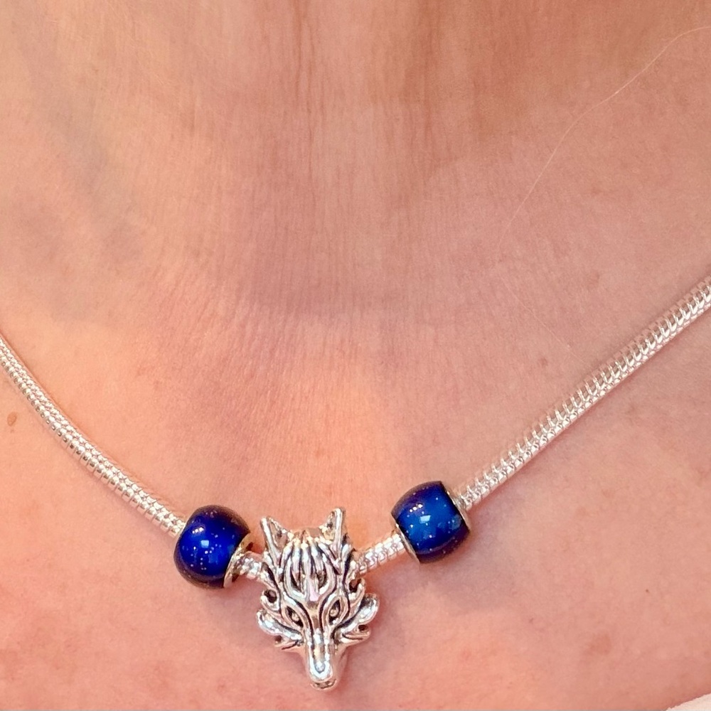 Sterling silver men’s/women’s Choker,wolf head pendant,”mood”beads.19.6”/50 cm.
